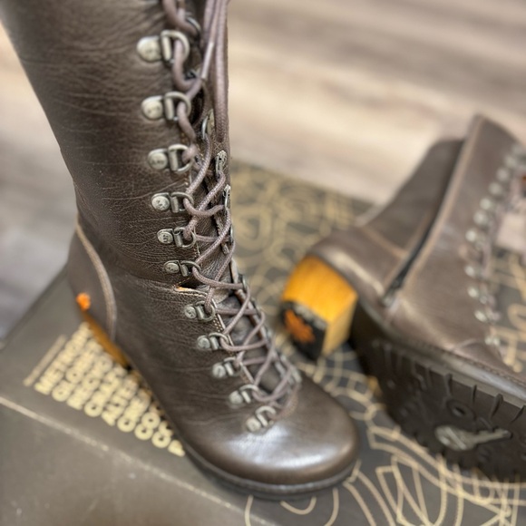 The Art Company Mid-Calf Boots - Picture 2 of 4